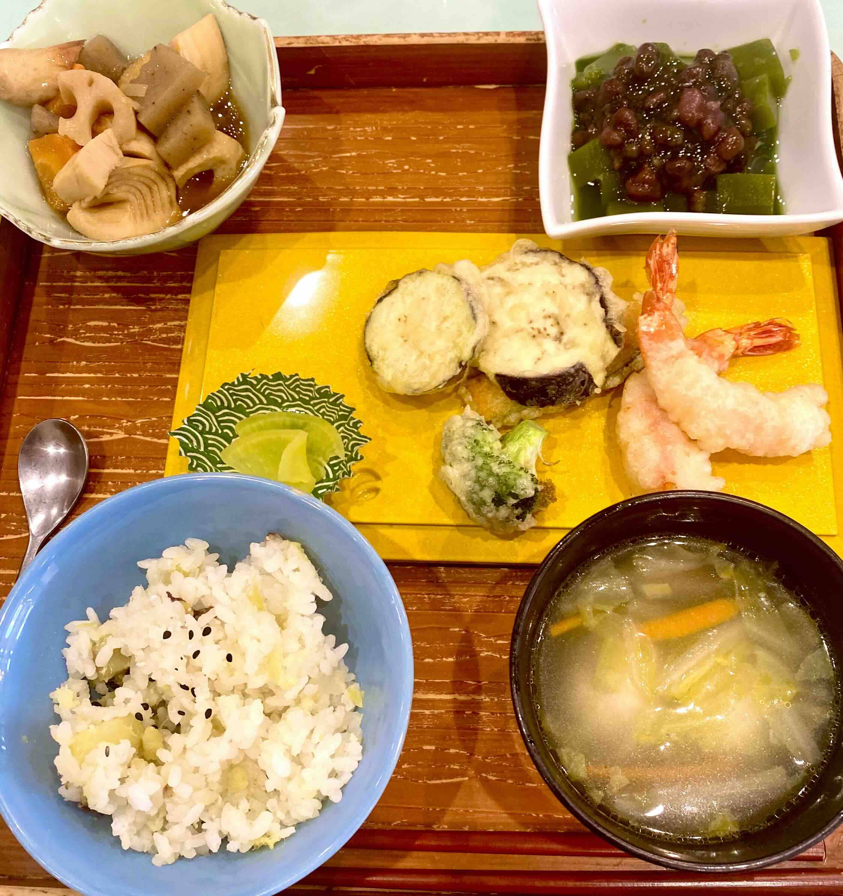 お食事の時間